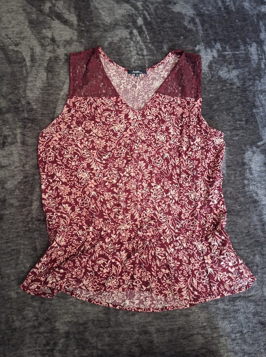 Angels Tops - Angels Maroon Floral Sleeveless Top Womens XL Button Accents